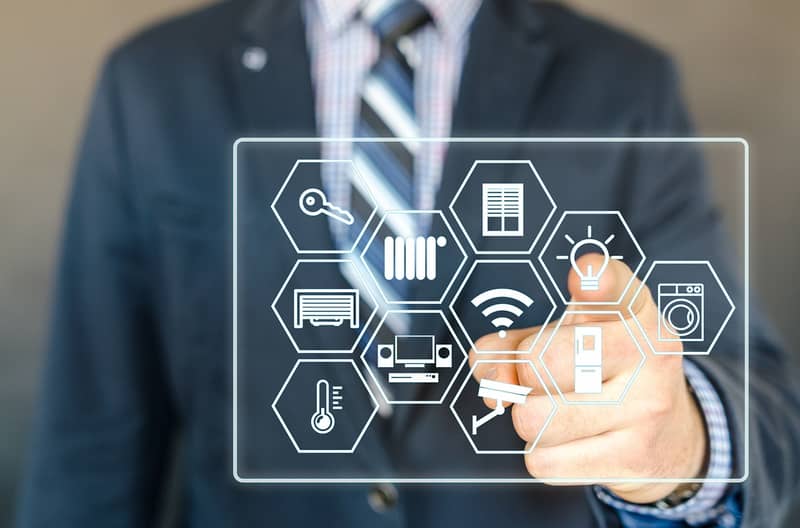 2023-iot-smart-home-healthcare